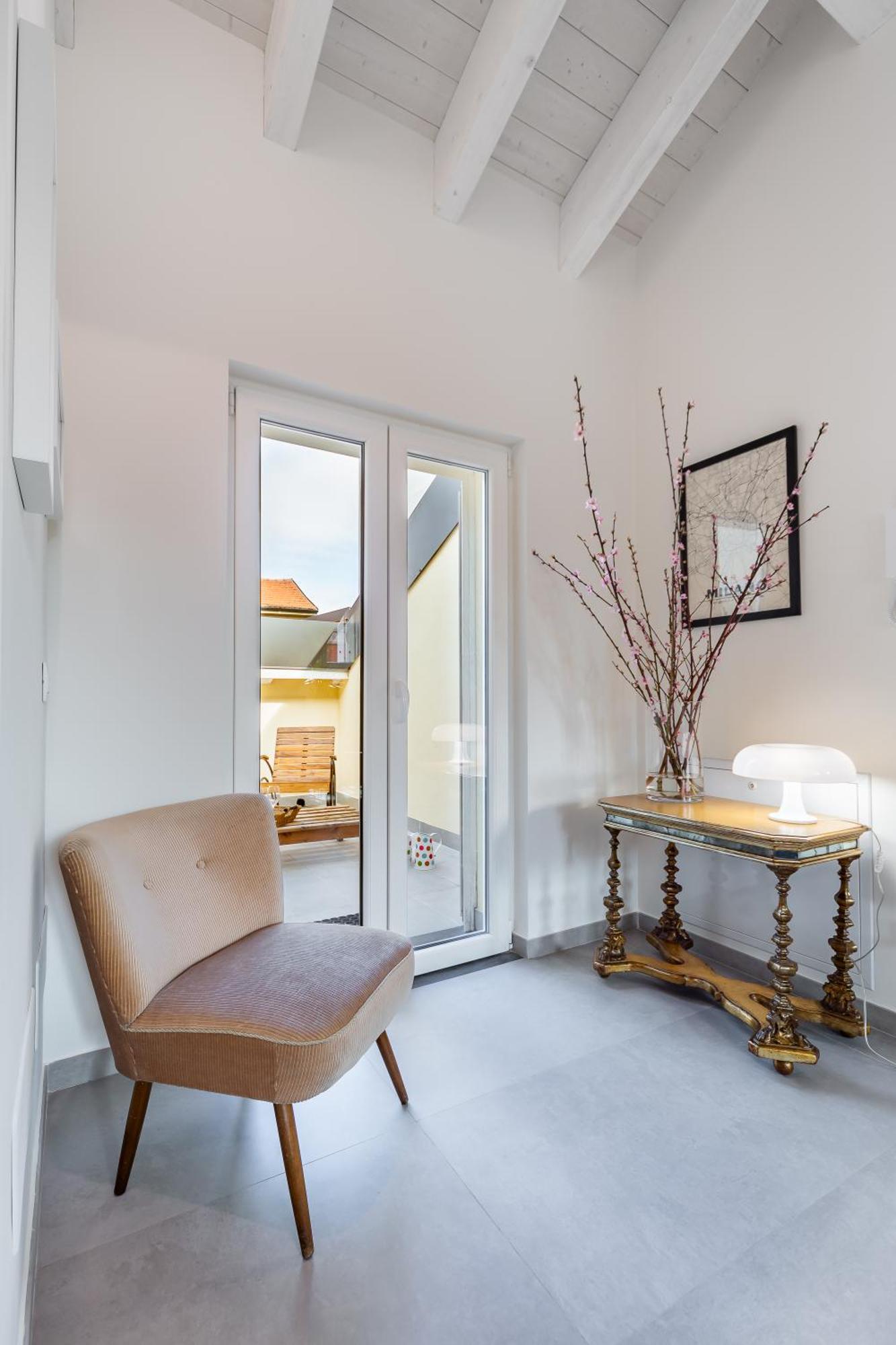 Ferienwohnung La Mansarda Di Sarpi Mailand Exterior foto